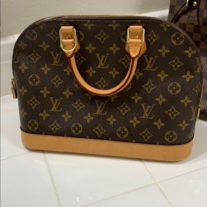 Louis Vuitton Alma